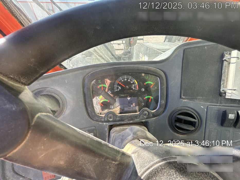 2019 JLG 1255 JLG 1255 T4F w/Full Cab, HVAC, Solid Tires, Work Lights/Beacon, 60" Carriage/Forks