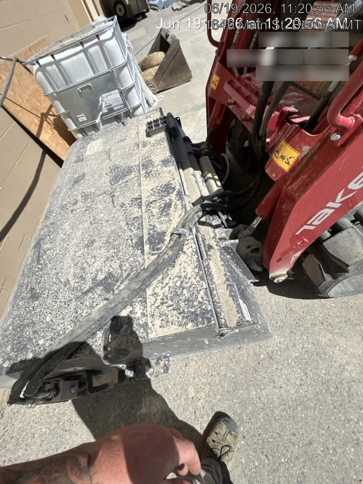 2020 PALADIN Sweepster SB72