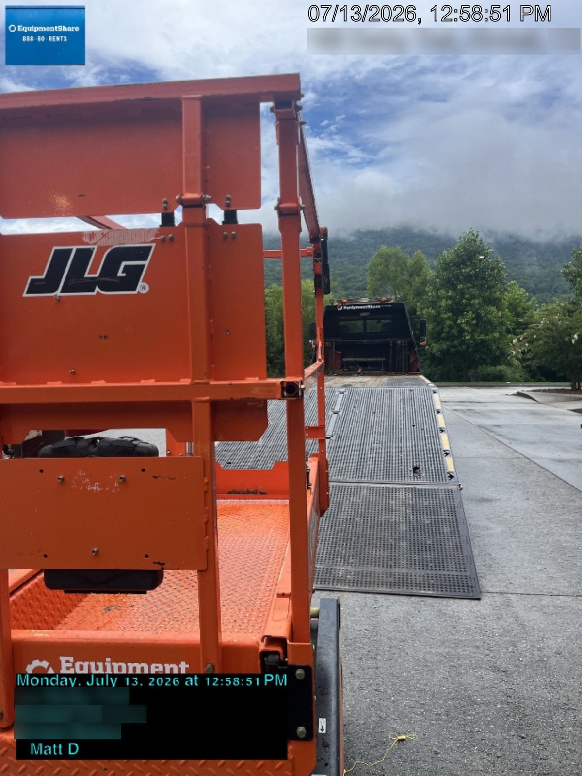 2025 JLG ES1932