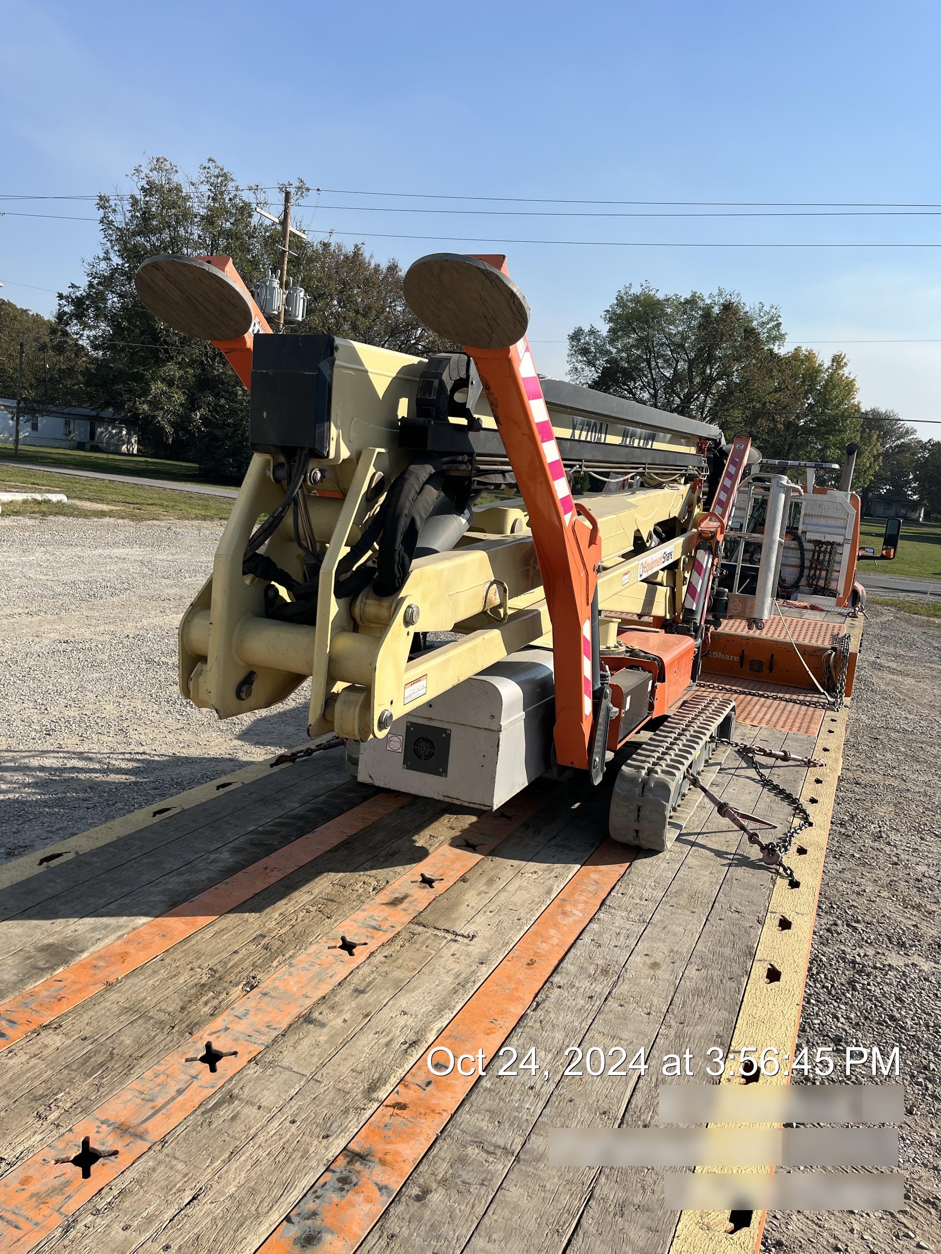 2017 JLG X770AJ