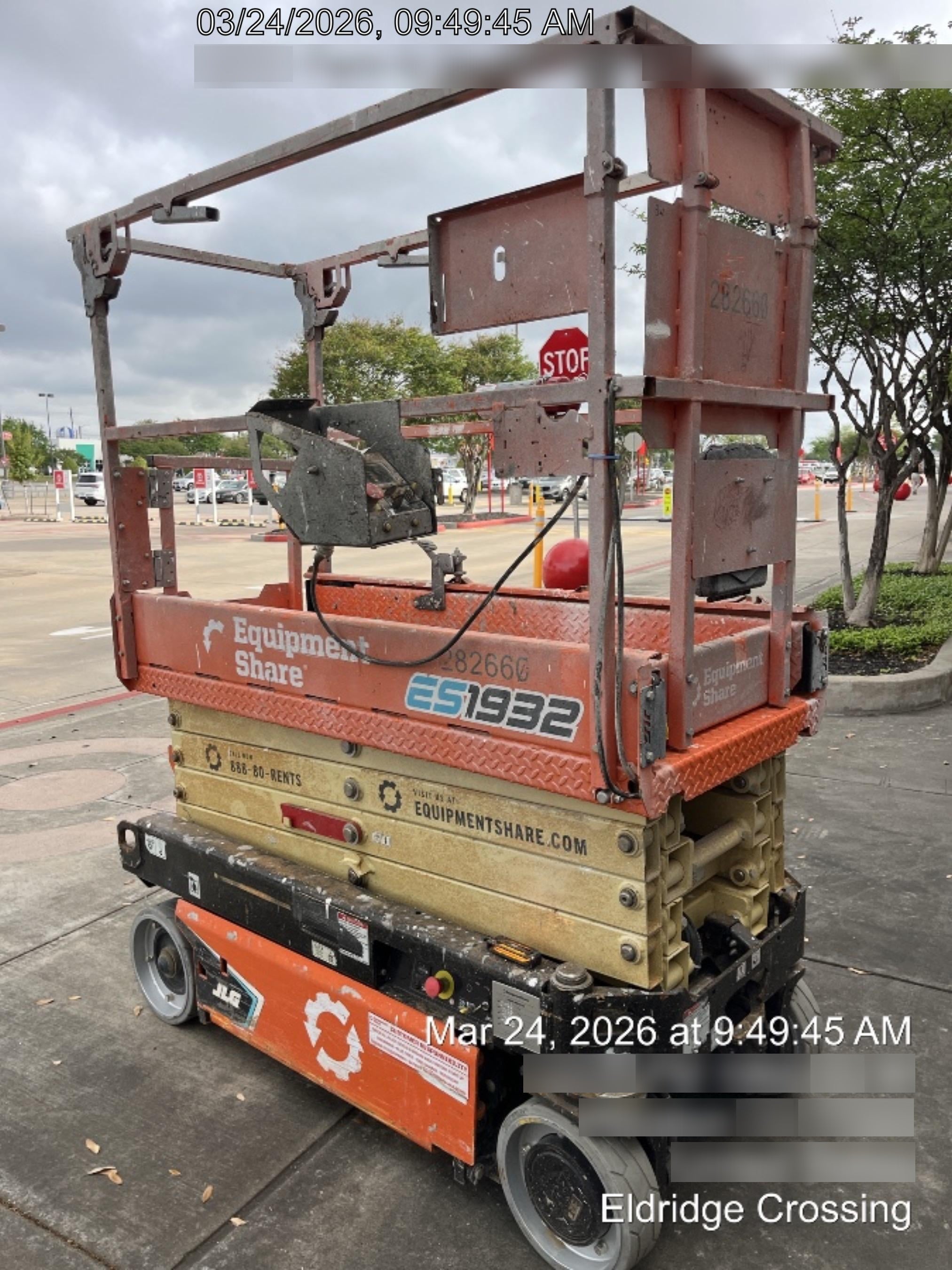 2022 JLG ES1932