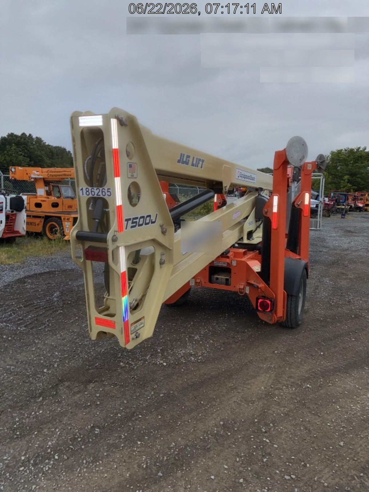 2021 JLG T500J
