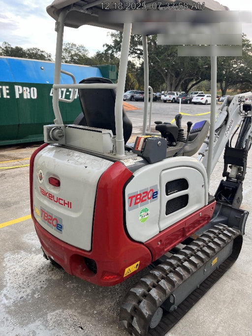 2022 TAKEUCHI TB20e
