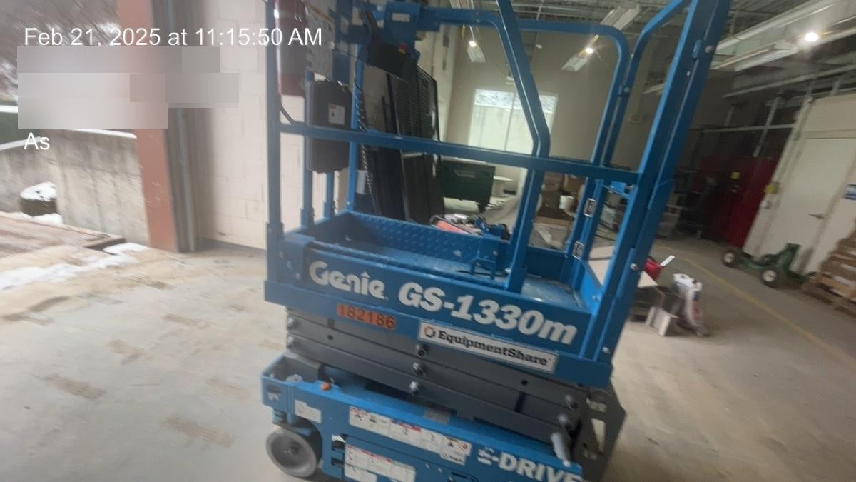 2021 GENIE GS-1330m