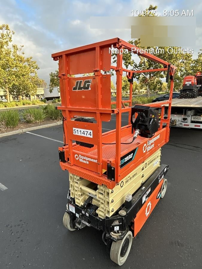 2025 JLG ES1932