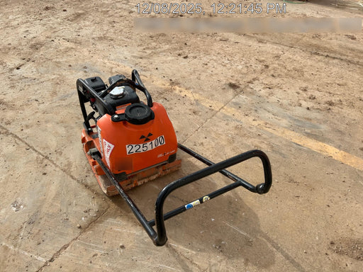 2022 Multiquip MVC88VTHW Plate Compactor, 20", w/Water Tank, Honda GX160