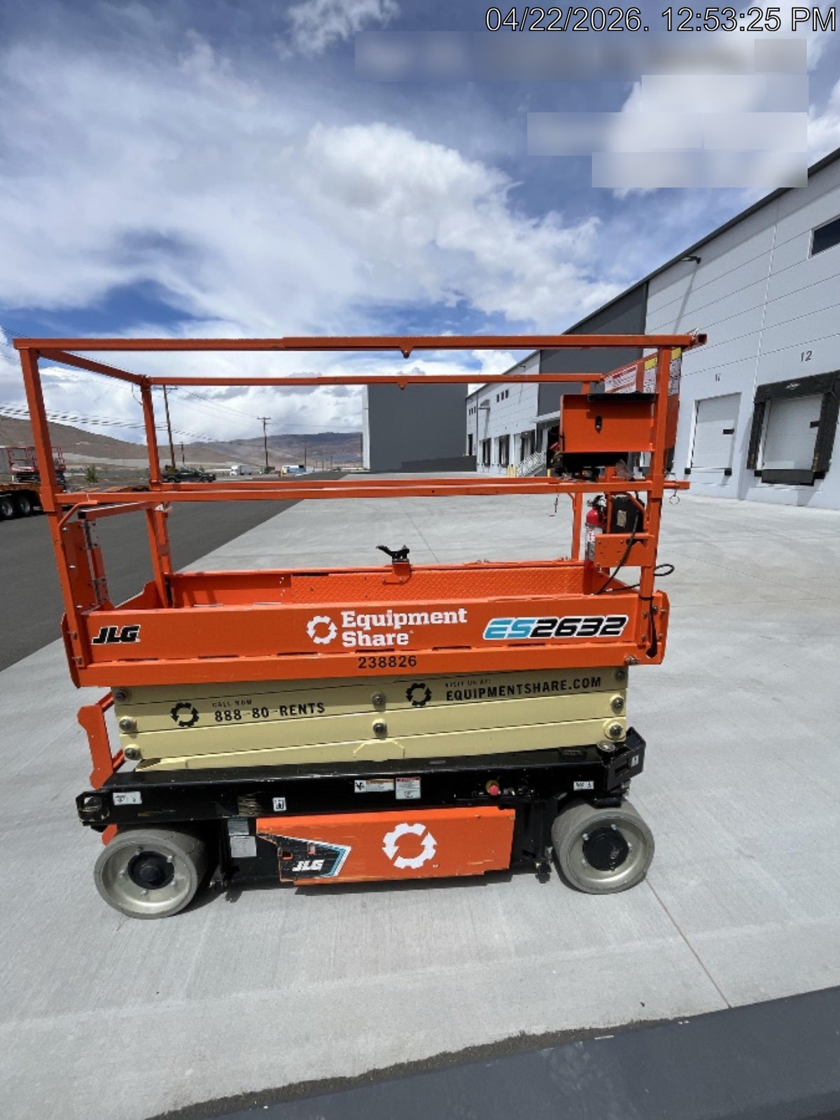 2022 JLG ES2632