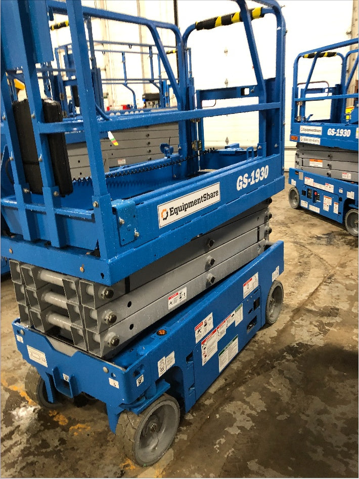 2020 Genie GS-1930 Solid Non Marking Tires, Beacon, Folding rails with half height swing gate