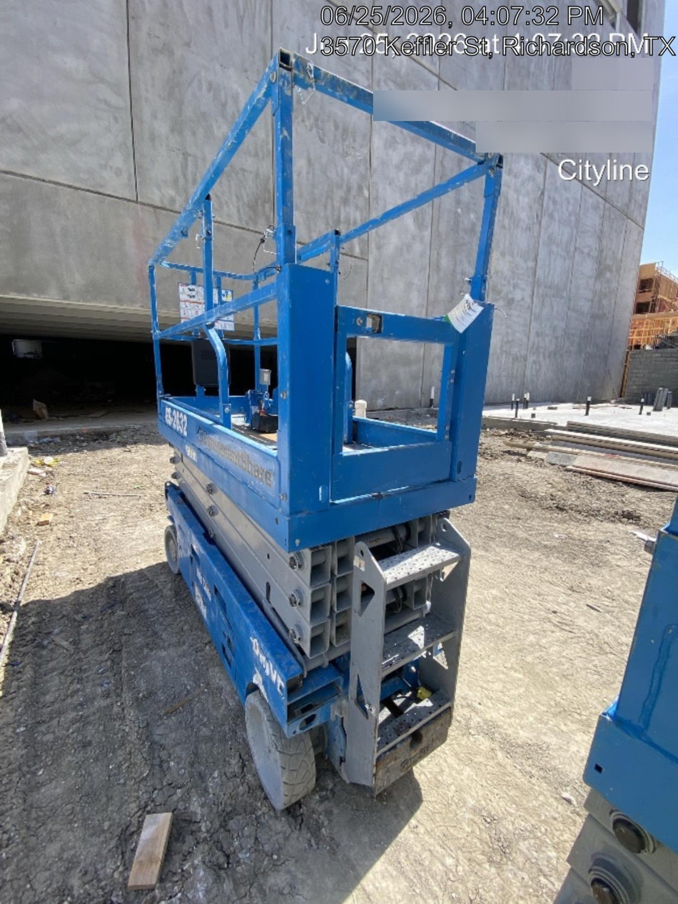 2023 GENIE GS-2632