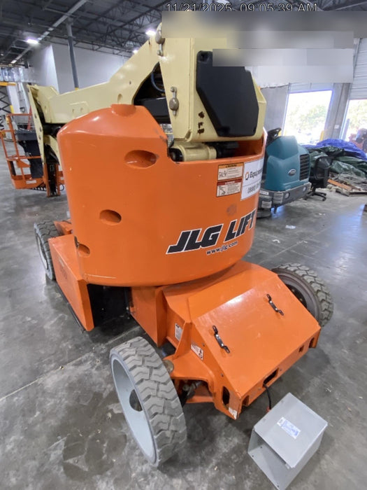2019 JLG E400AJPN