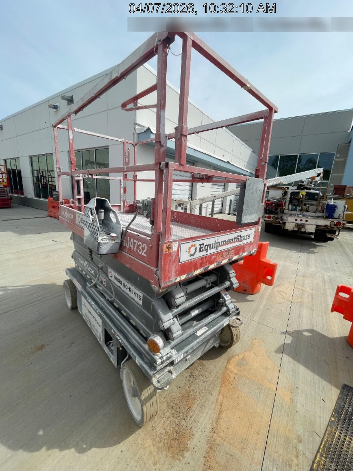 2021 SKYJACK SJ4732
