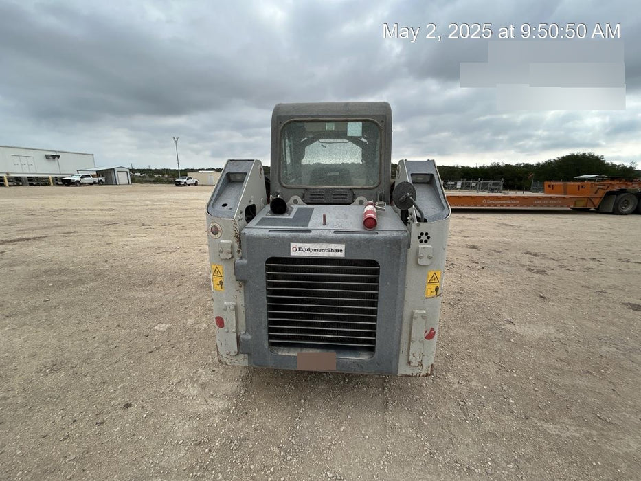 2019 Takeuchi TL8 Cab, Heat/AC, Defroster, 15" Wide Rubber Tracks, Back-up Alarm, Front & Rear Working Lights, Auxiliary Hydraulics, Two-Speed Travel, Electronic Monitoring System, Hydraulic Universal Quick Hitch 76" HD Dirt Bucket with 8 Teeth, 20.3 cubic feet Capacity