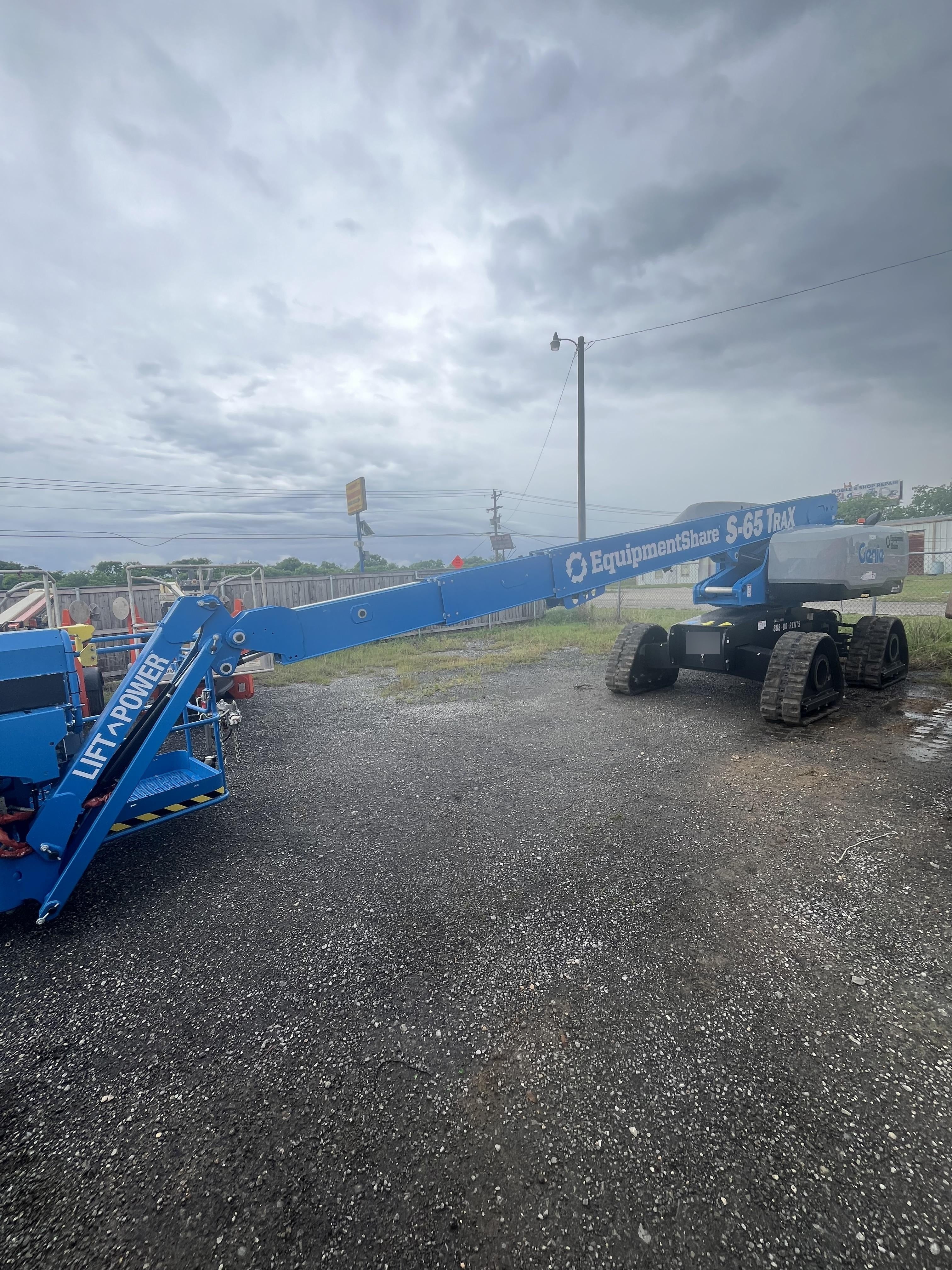 2025 GENIE S-65 TRAX