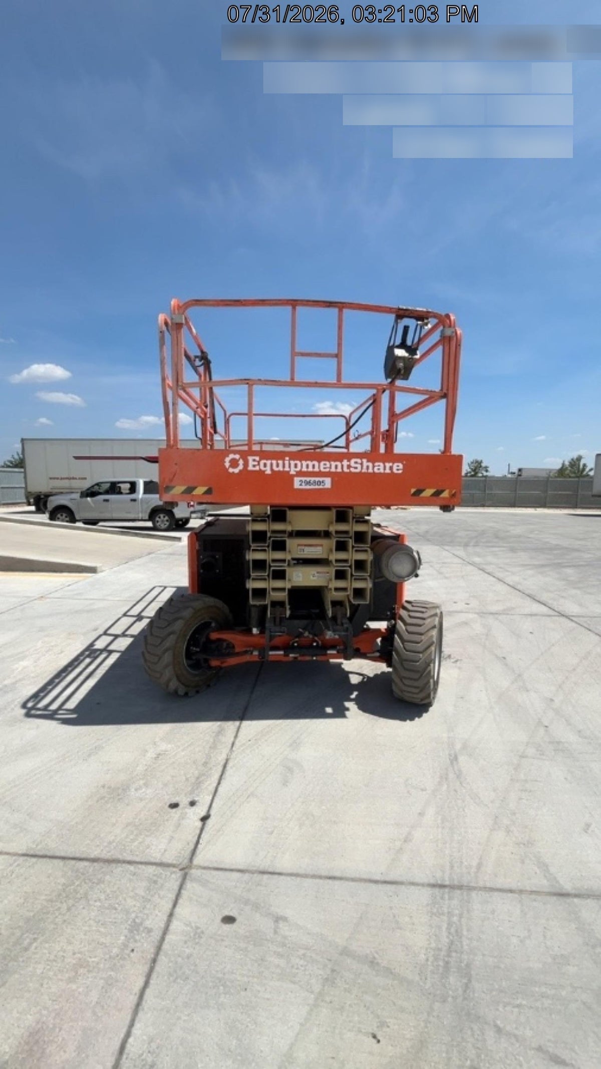 2023 JLG RT4394