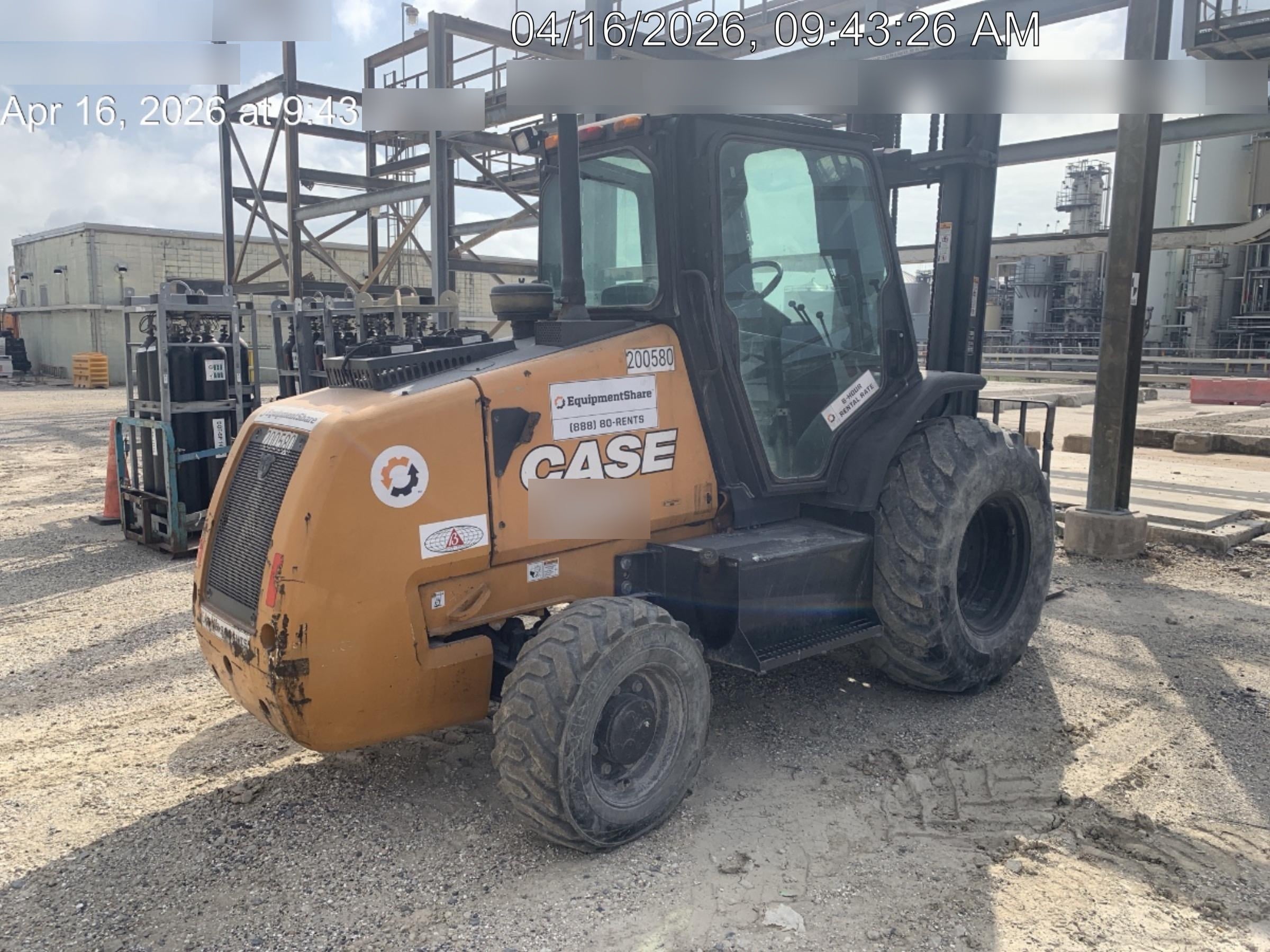 2022 CASE 588H