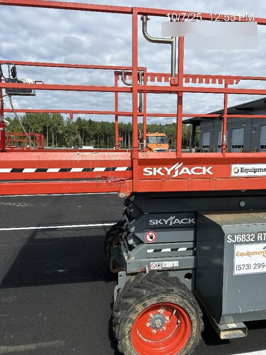 2018 SKYJACK SJ6832 RT