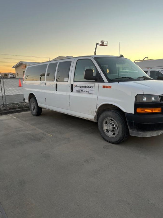 2023 CHEVROLET Express Van - Rental