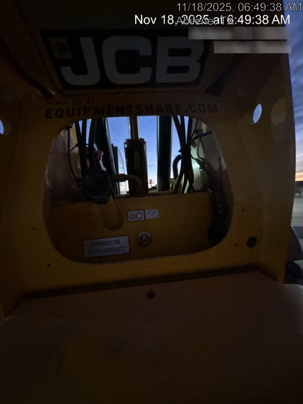 2025 JCB 512-56