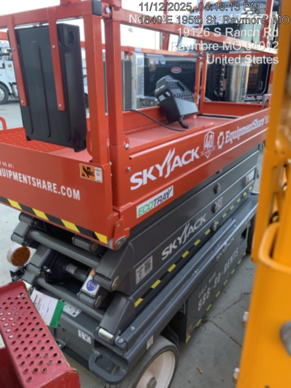 2025 SKYJACK SJ3226