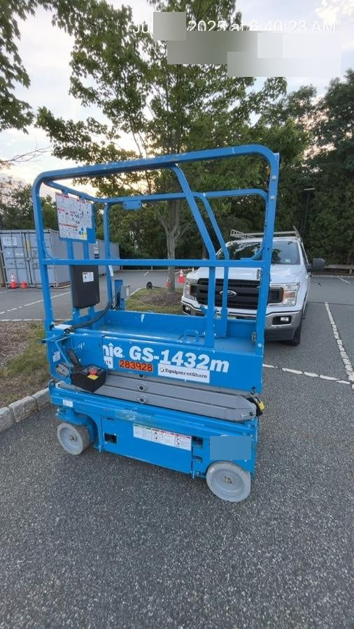 2022 GENIE GS-1432