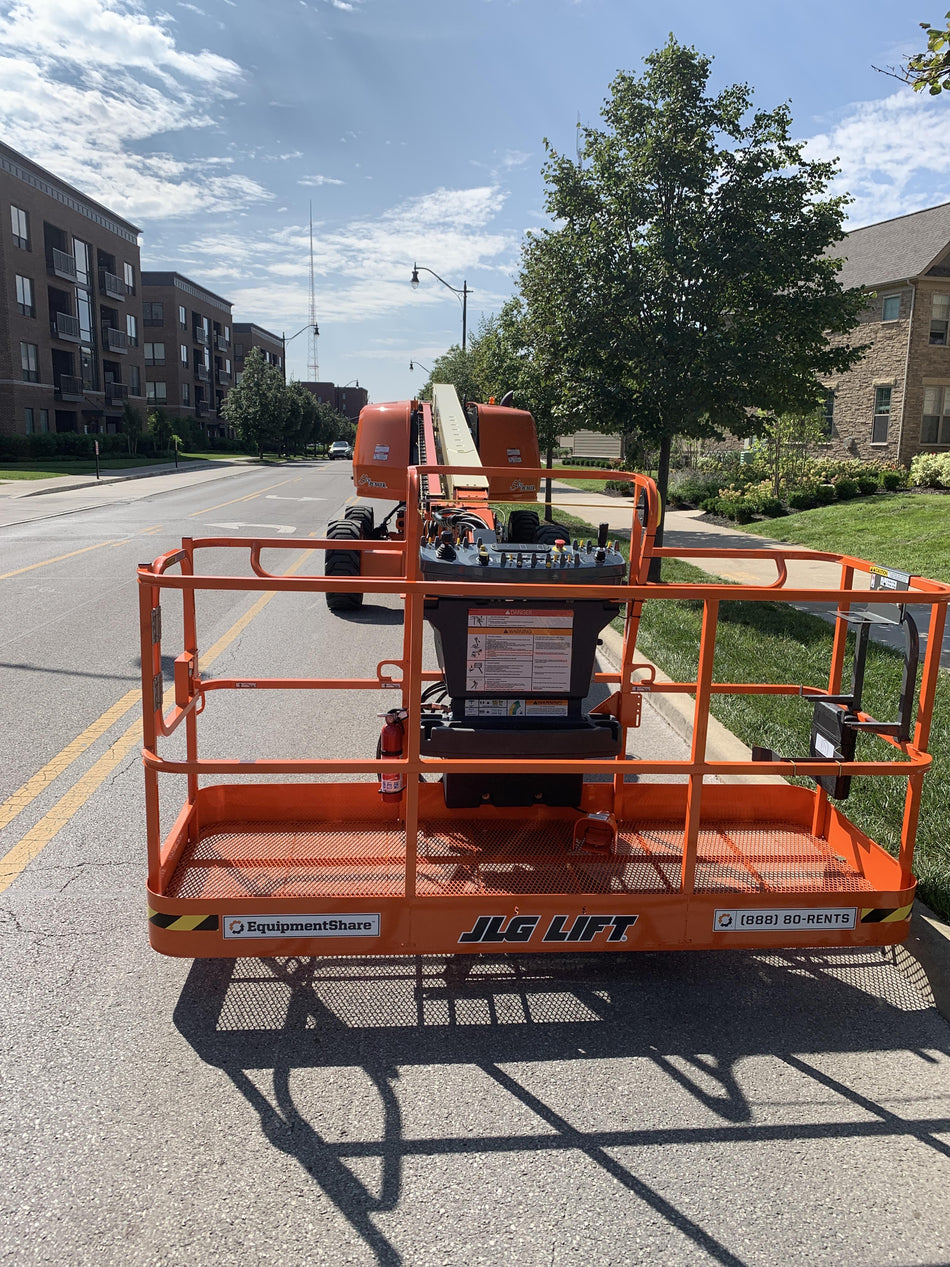 2021 JLG 660SJ