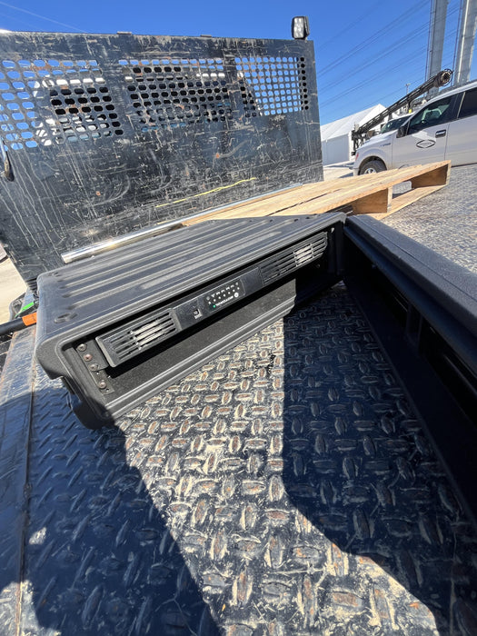 2023 MOTOROLA SLR 5700 (UHF)