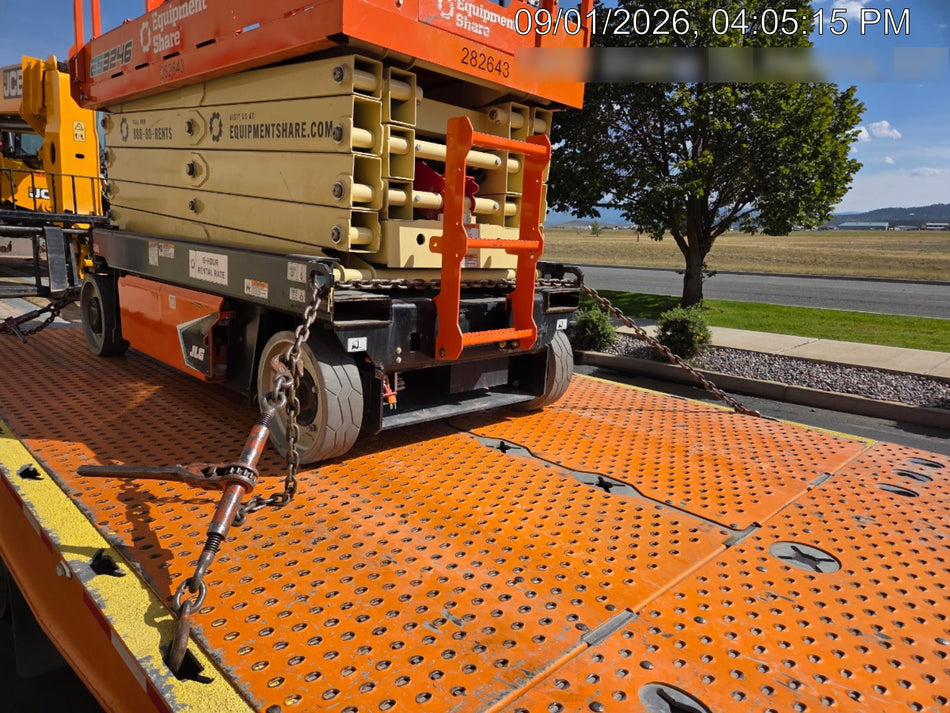 2022 JLG ES3246