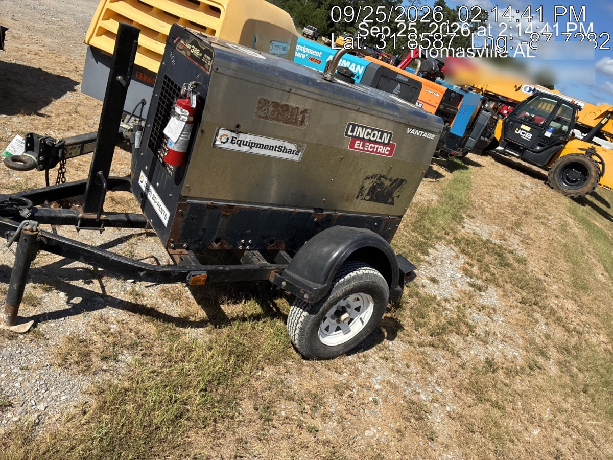 2019 Lincoln Electric Vantage 322 Lincoln Vantage 322 Welder w/Trailer, Light Kit, Cable Rack