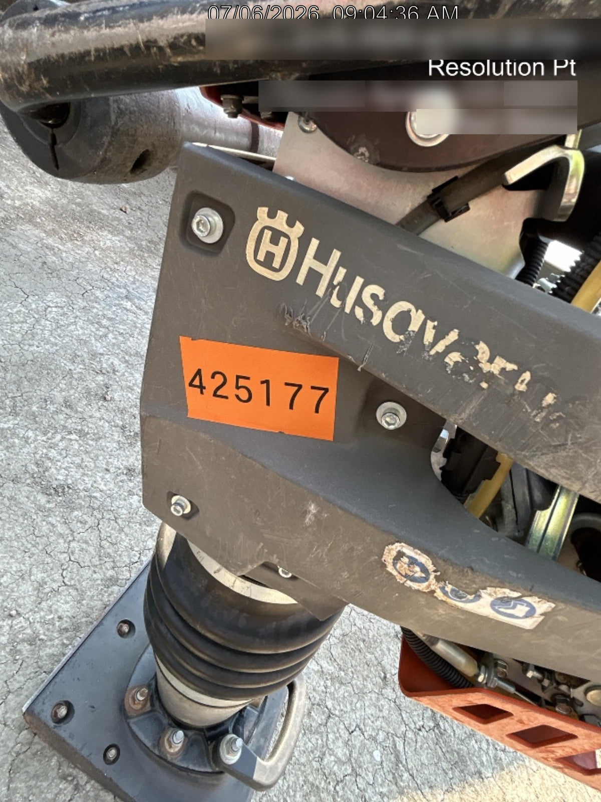 2024 HUSQVARNA LT6005