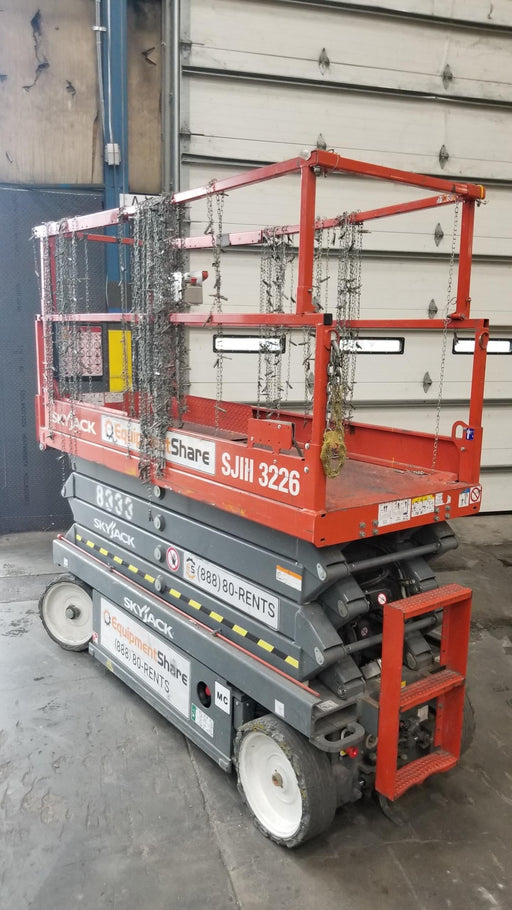 2018 Skyjack SJIII-3226 Skyjack SJIII3226 Scissor Lift w/Trojan Batteries