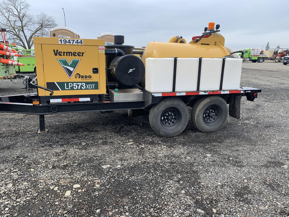 2021 VAC-TRON LP573XDT