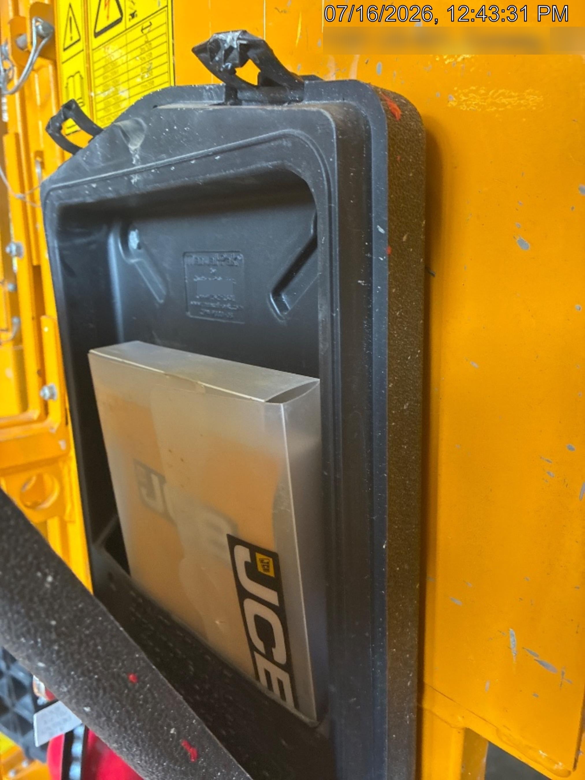 2024 JCB S1932E