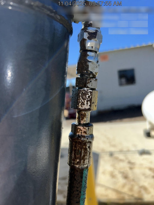 2019 John Deere 310LEP - Extendable Stick 4WD, Canopy, Extendable dipper, ISO Controls, 2 way Auxiliary Hydraulics, 4 in 1 Loader bucket w/ hook, Beacon w/ Buckets: 12”, 18”, and 24