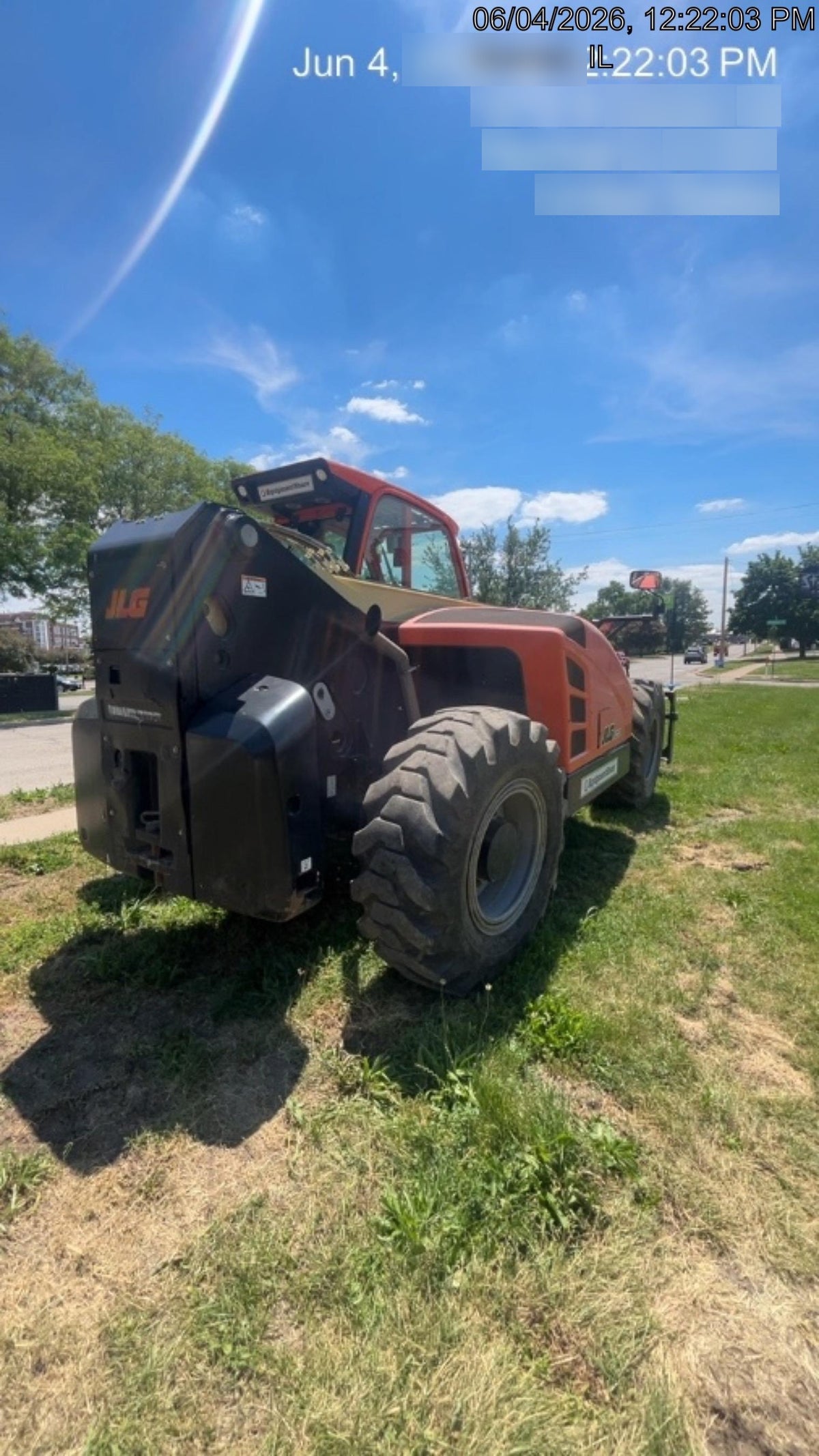 2021 JLG 1732