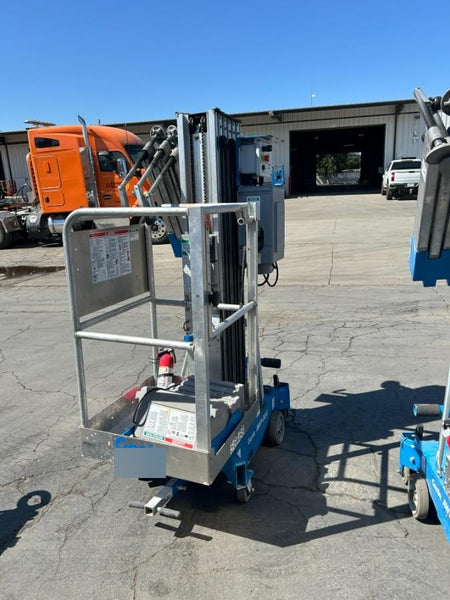 2019 GENIE AWP-30S