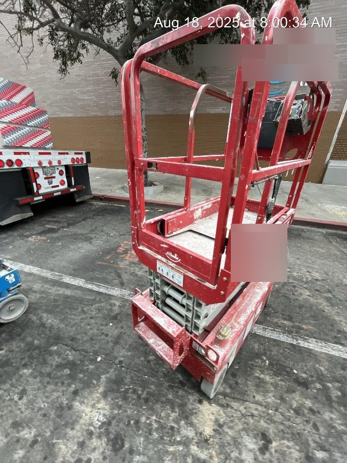 2020 MEC 1330SE Solid NM Tires, Steel Swing out Doors, LCS, Beacon, 900W Inverter