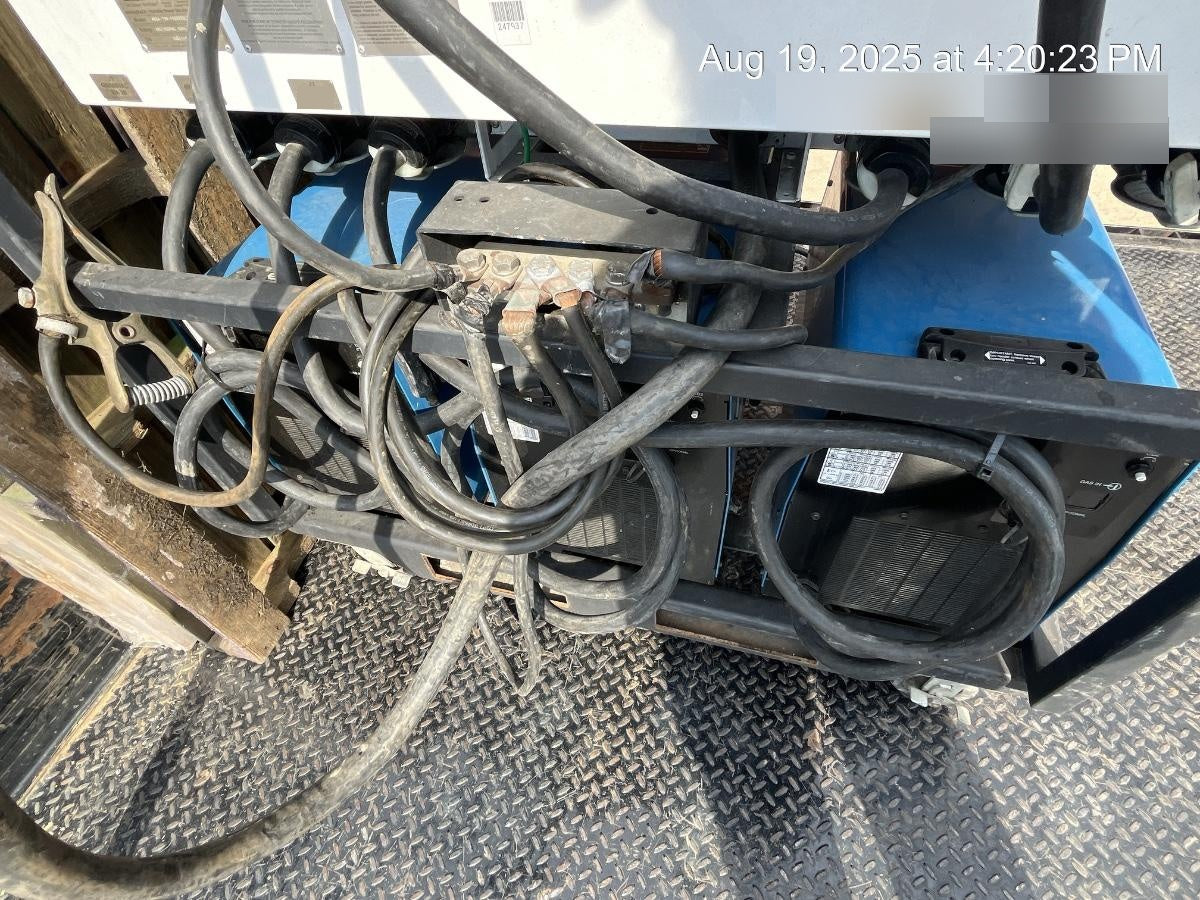 2021 MILLER ELECTRIC XMT 350