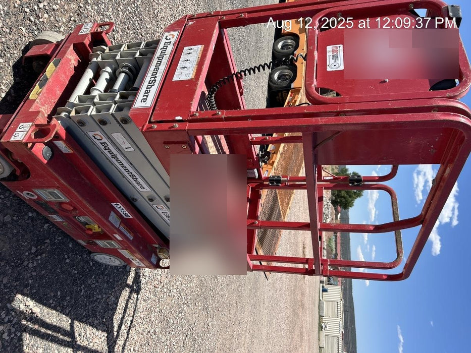 2020 MEC 1330SE Solid NM Tires, Steel Swing out Doors, LCS, Beacon, 900W Inverter