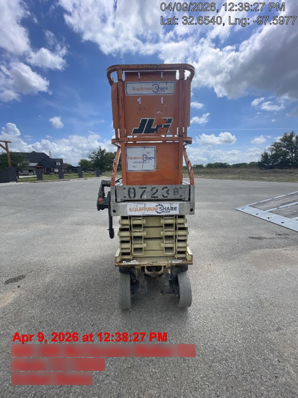 2006 JLG 2630ES