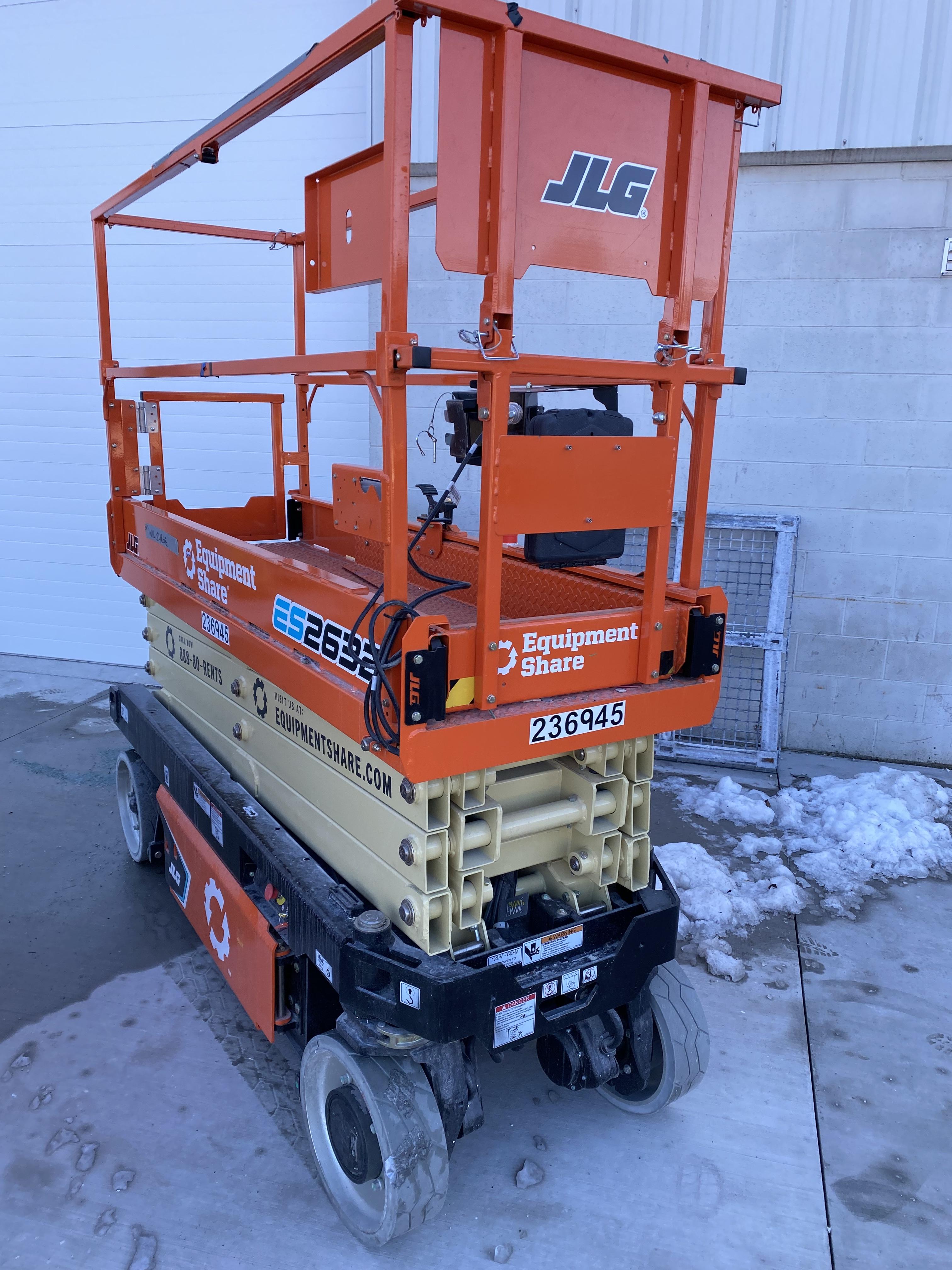 2022 JLG ES2632