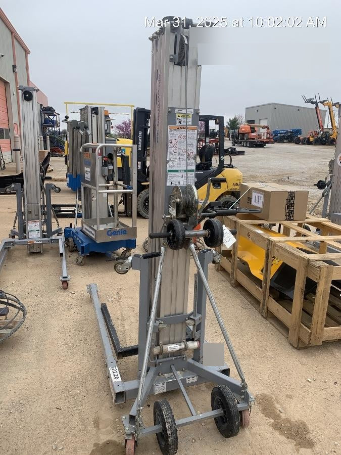 2019 GENIE SLC-24