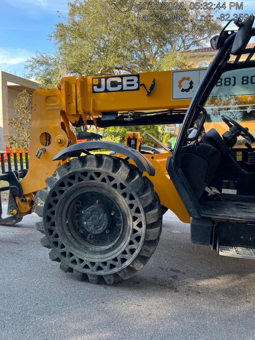 2023 JCB 510-56