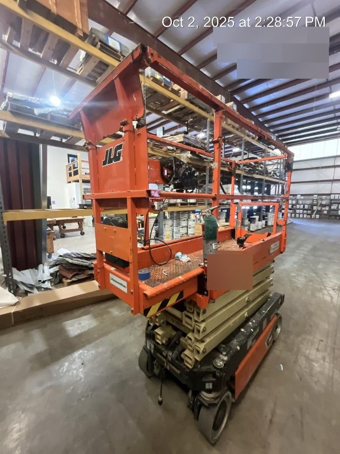 2021 JLG ES1932