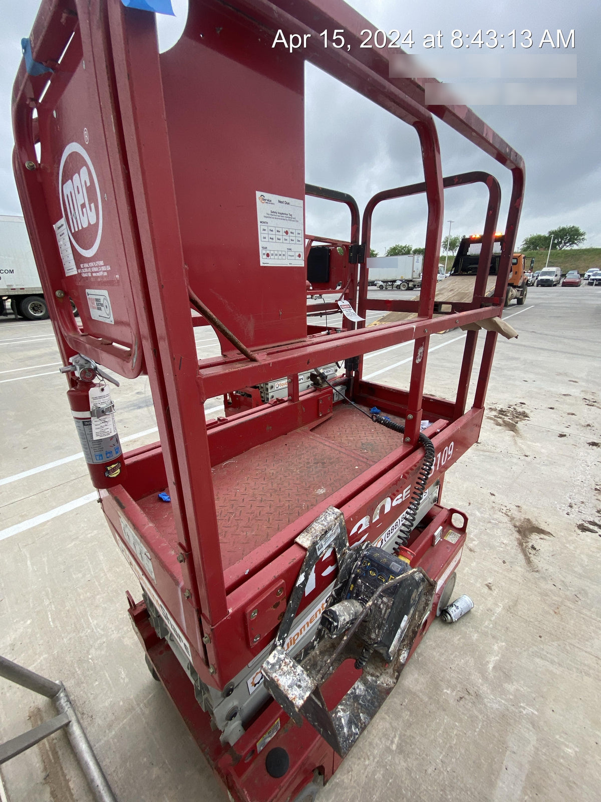 2019 MEC 1330SE MEC 1330SE w/ES Track Hardware, Full Extended 2 Year Warranty