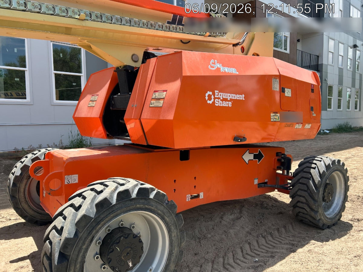 2022 JLG 860SJ