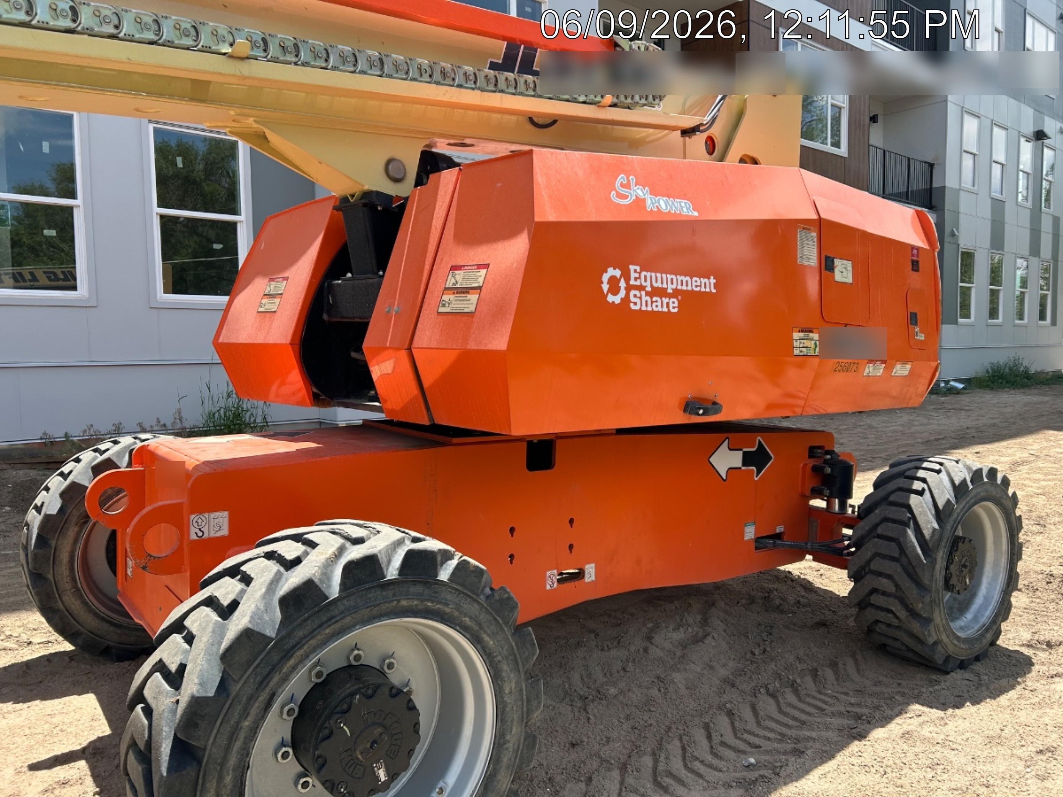 2022 JLG 860SJ