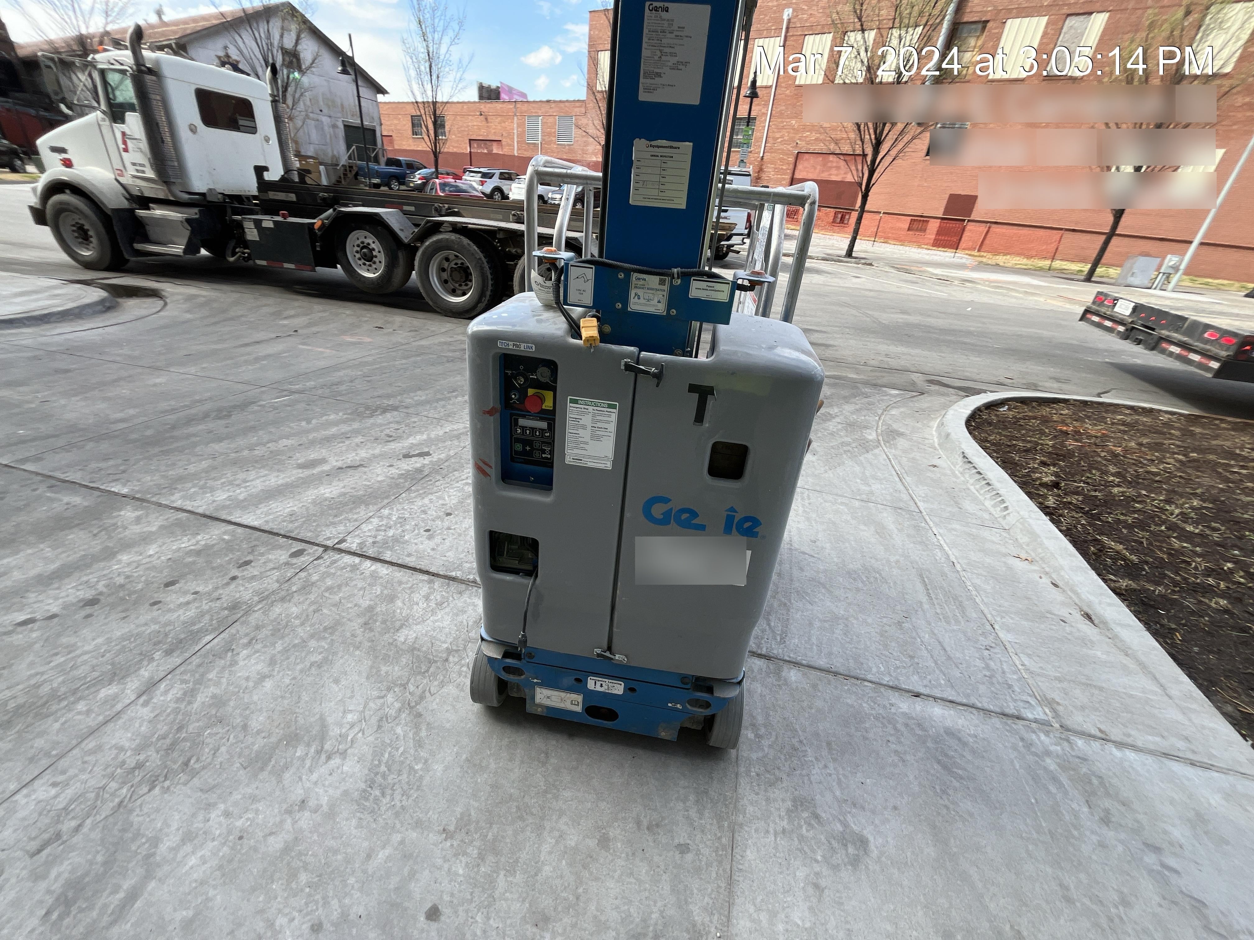 2019 GENIE GR-20