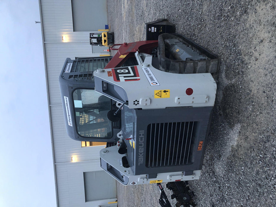 2019 Takeuchi TL8CW Cab/Heat/AC w/Hydraulic Universal Quick Hitch, 76" HD Bucket w/ Bolt-On Edge
