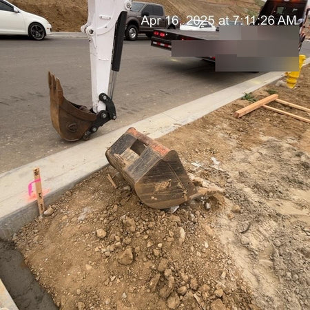 2021 DOOSAN 30" Bucket - Doosan