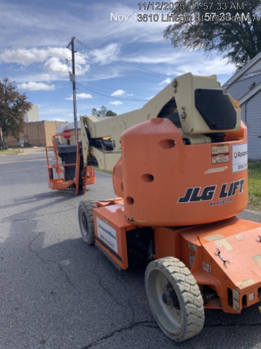 2019 JLG E400AJPN